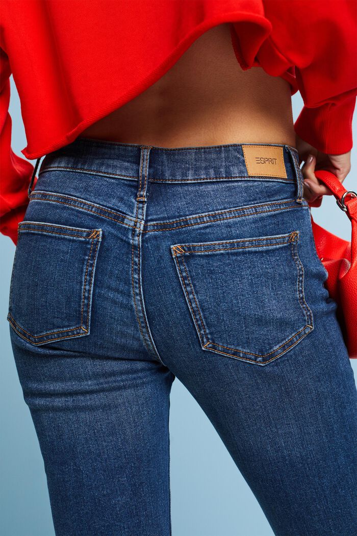 Bootcut Jeans mit mittelhohem Bund, BLUE MEDIUM WASHED, detail image number 4