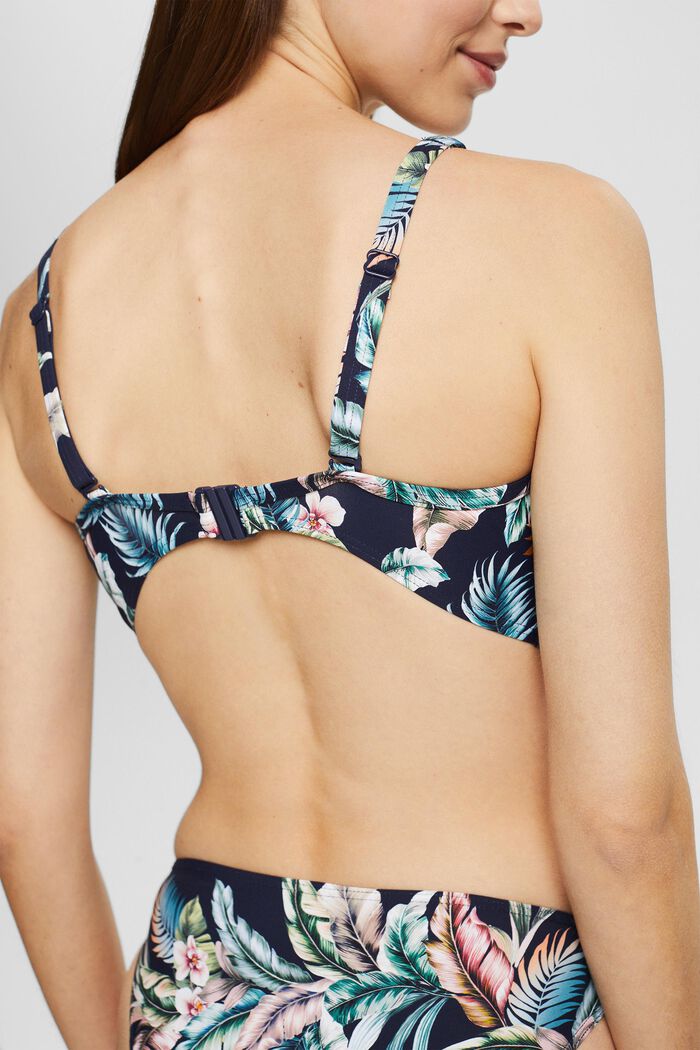 Recycelt: Big-Cup-Top mit Tropical-Print, NAVY, detail image number 4