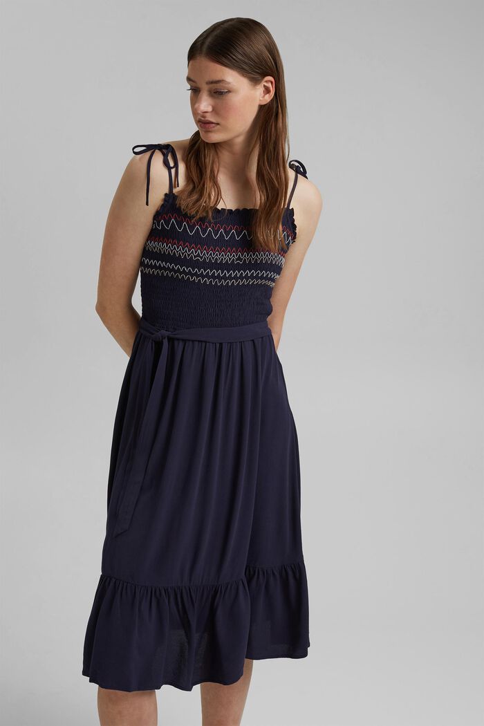 Besticktes Smok-Kleid aus LENZING™ ECOVERO™, NAVY, detail image number 0