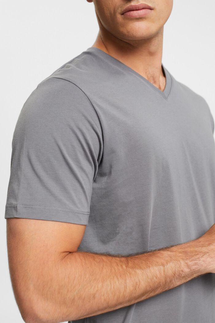 T-Shirt mit V-Ausschnitt aus nachhaltiger Baumwolle, DARK GREY, detail image number 0