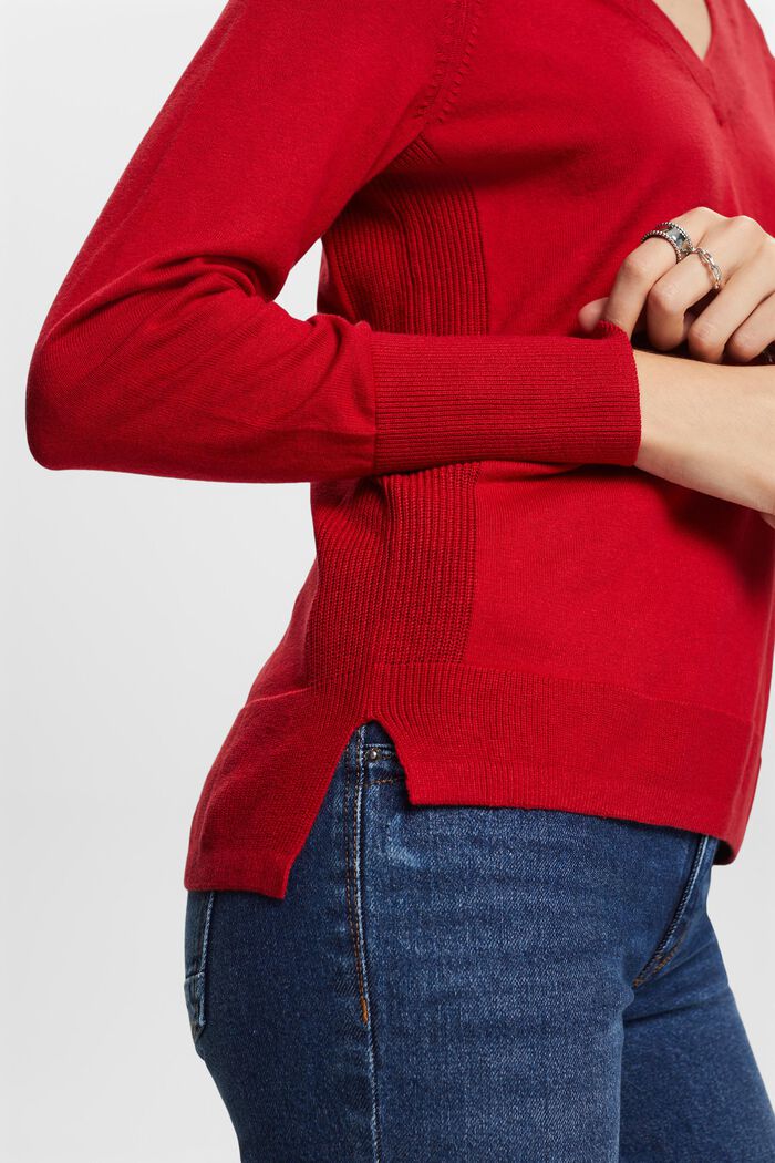 Pullover mit V-Ausschnitt, DARK RED, detail image number 2