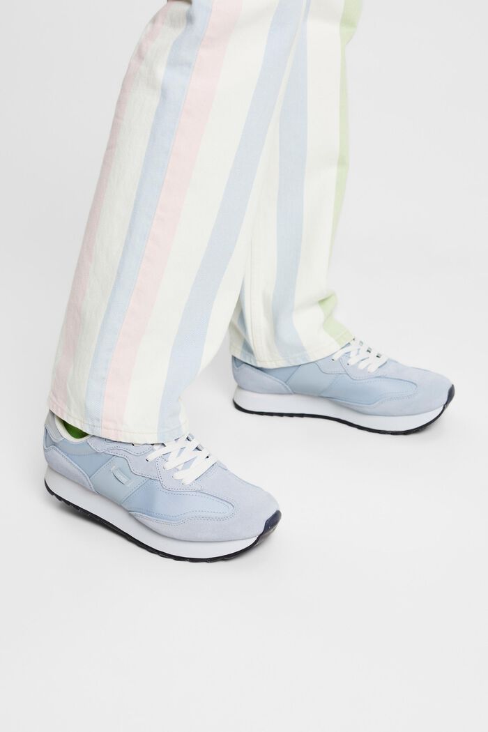 Ledersneakers mit Plateausohle, PASTEL BLUE, detail image number 1