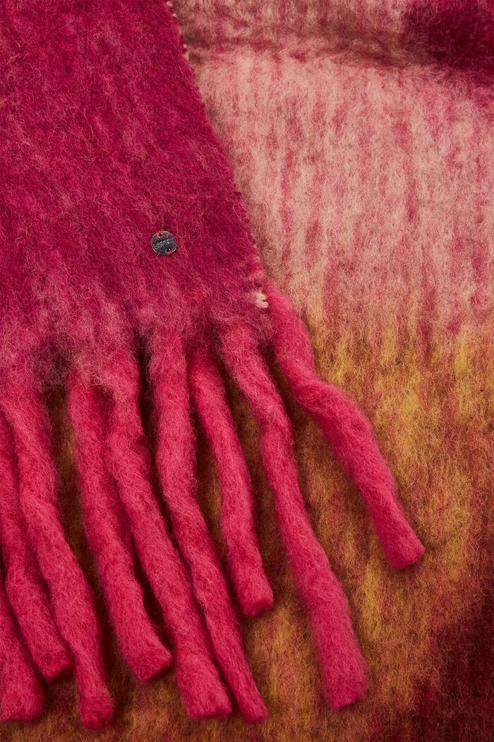 Schal aus einem groben Wollmix, TERRACOTTA, detail image number 1