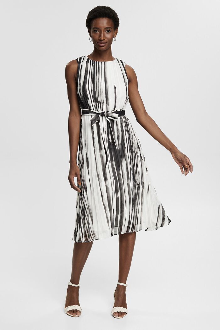 Recycelt: plissiertes Kleid mit Muster, BLACK, detail image number 6