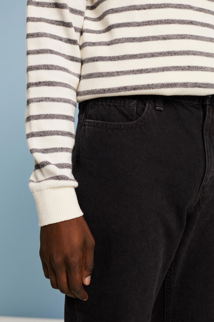 Jeans in zulaufender Passform mit mittelhohem Bund, BLACK DARK WASHED, detail image number 4