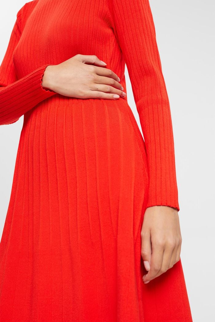 Kleid in Rippstrick, RED, detail image number 2