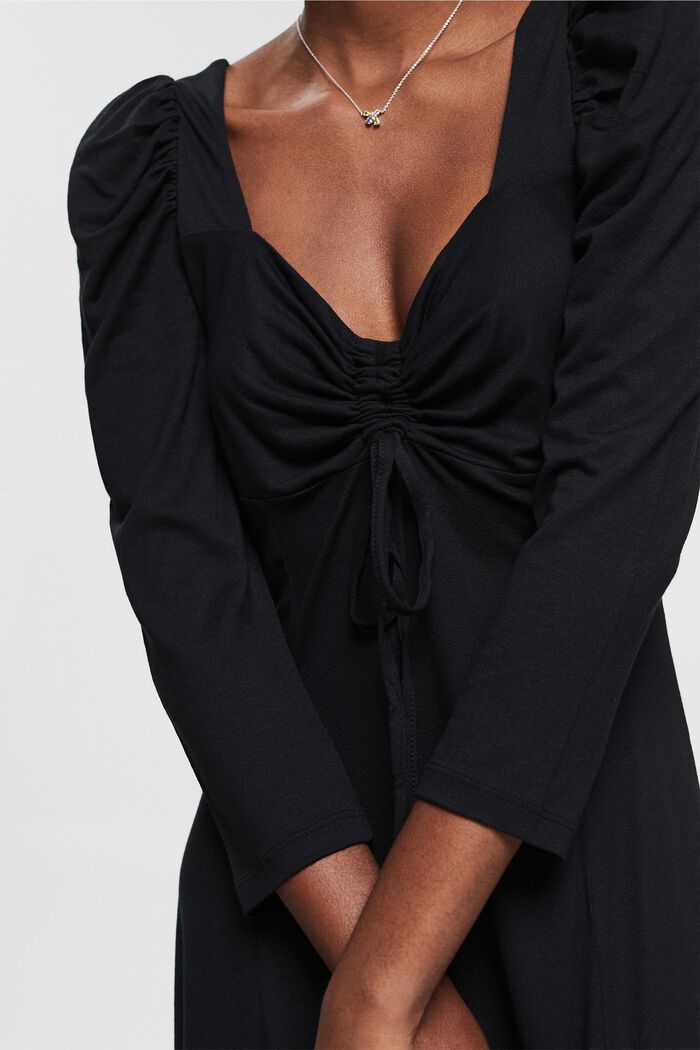 Kleid mit Herzausschnitt, LENZING™ ECOVERO™, BLACK, detail image number 3