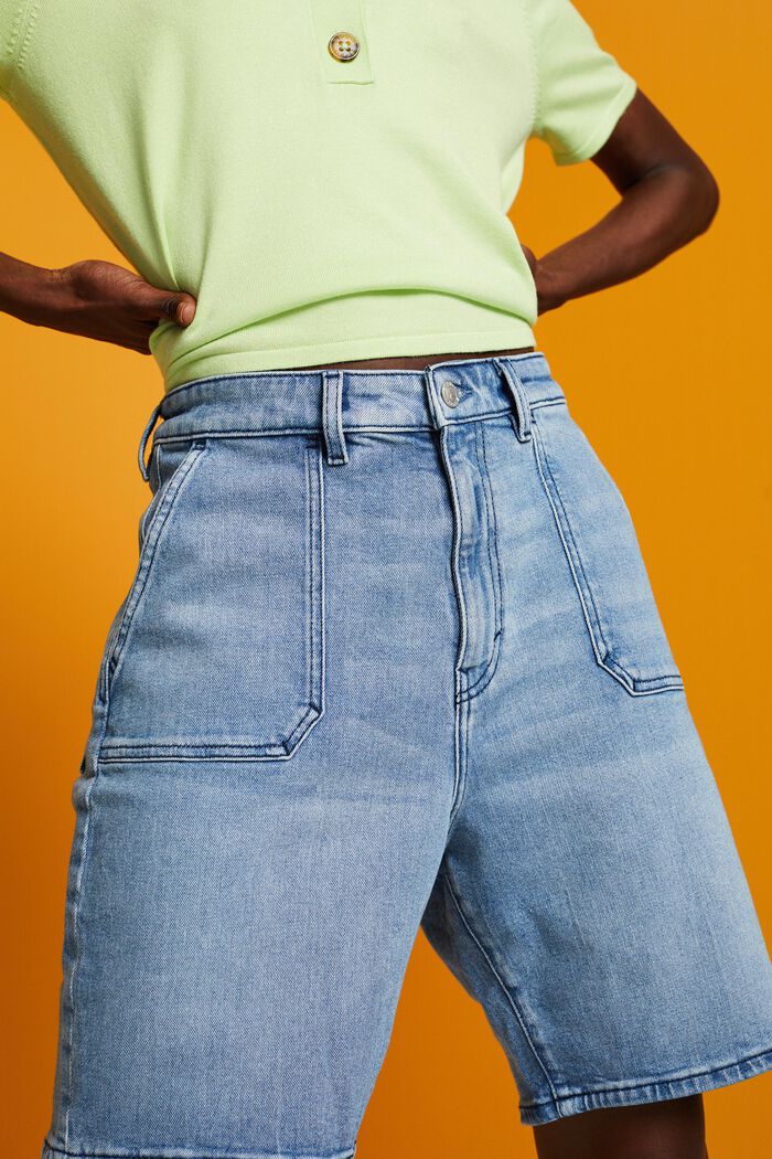 Jeans-Shorts mit hohem Bund, BLUE LIGHT WASHED, detail image number 2
