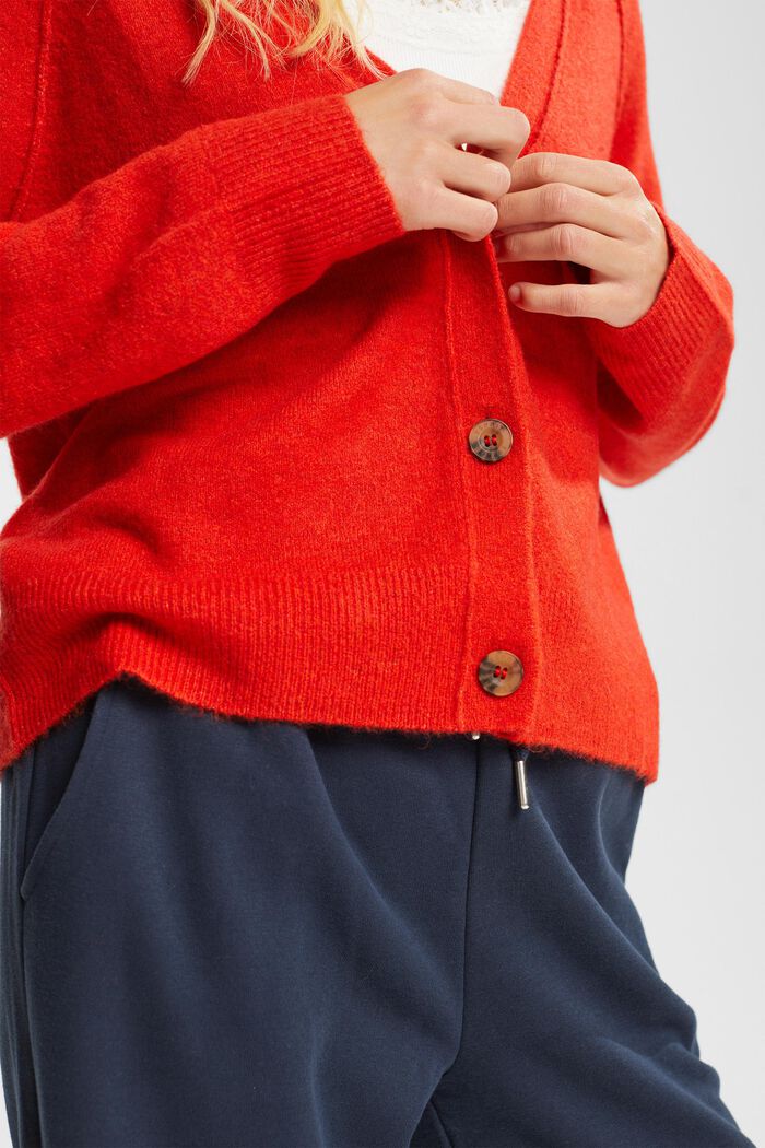 Mit Wolle: Cardigan mit V-Ausschnitt, ORANGE RED, detail image number 0